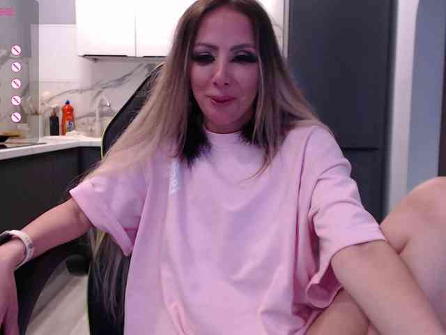 blondalina webcam