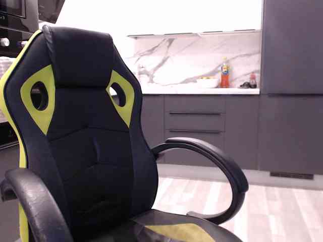 blondalina webcam