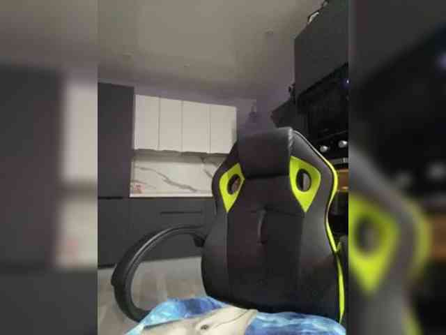 blondalina's live room