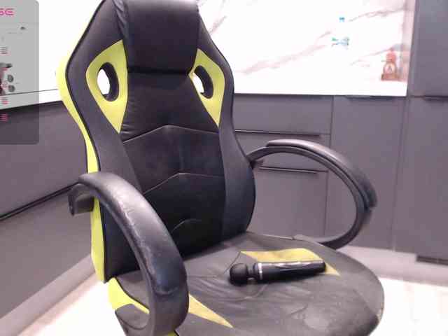 blondalina webcam