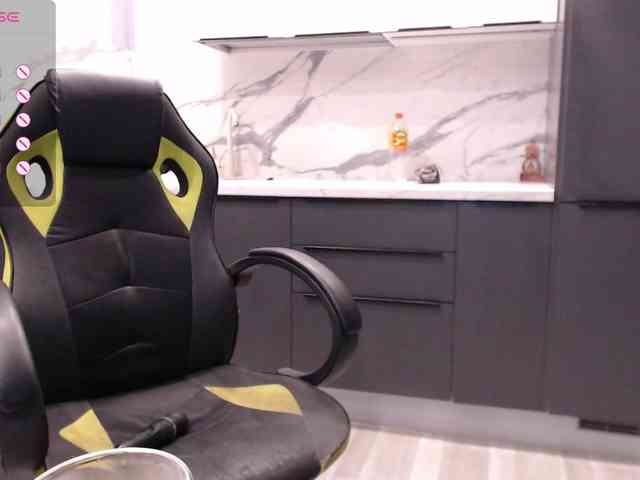 blondalina webcam