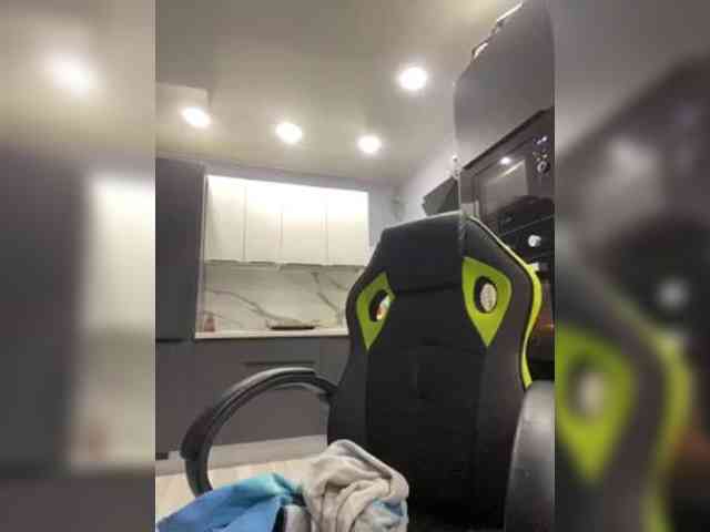 blondalina webcam