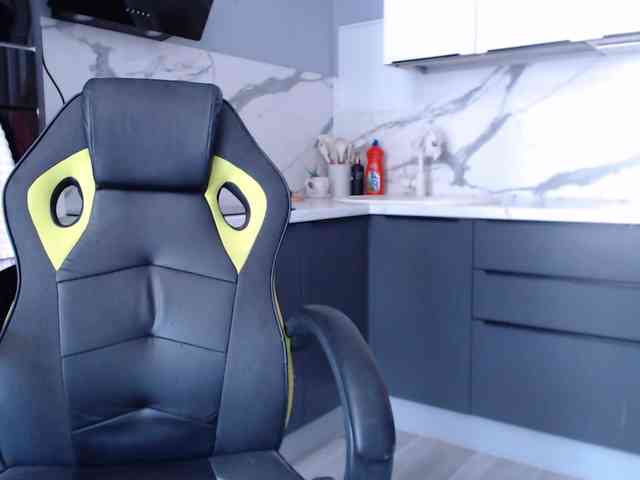 blondalina webcam