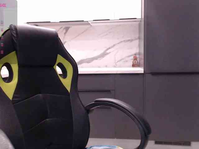 blondalina webcam
