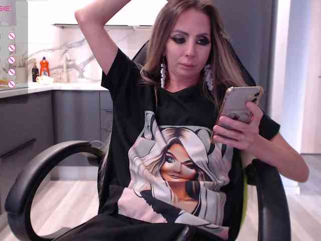 blondalina webcam