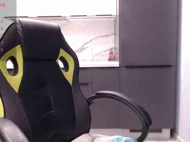 blondalina webcam