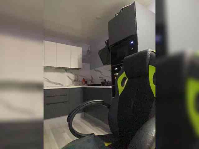 blondalina webcam