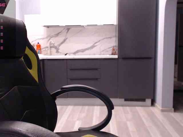 blondalina webcam