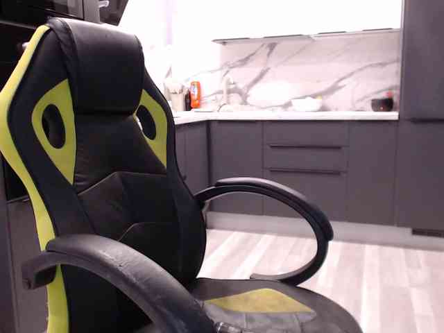 blondalina webcam