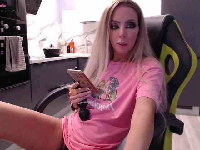 blondalina webcam