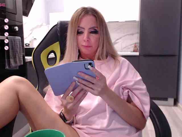 blondalina blondalina