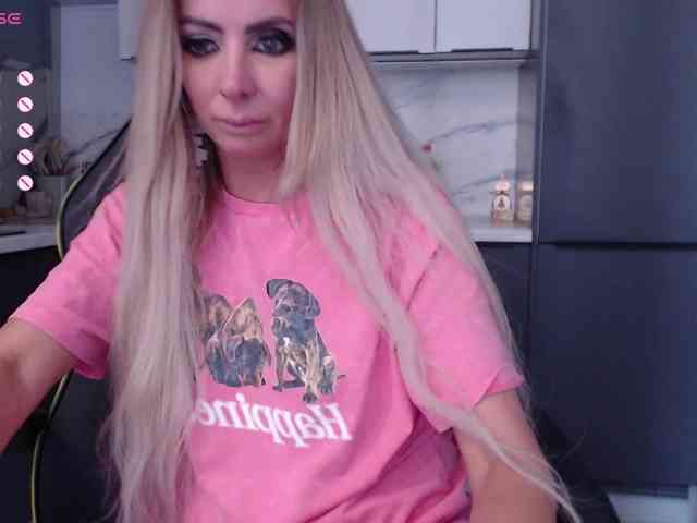 Модель: blondalina