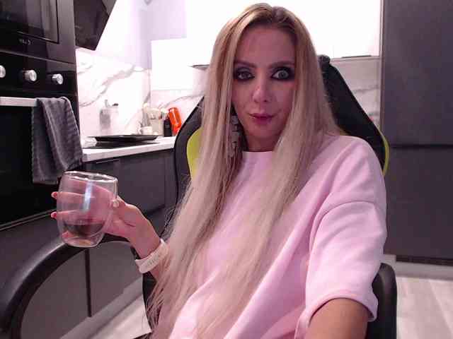 blondalina blondalina