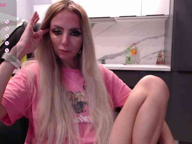 blondalina webcam