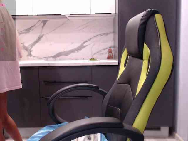 blondalina webcam