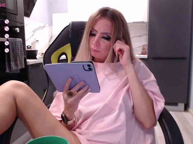 porn chat room Blondalina