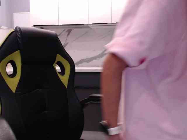 blondalina webcam