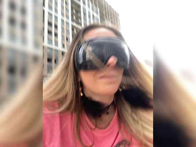blondalina webcam