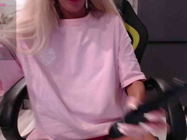 blondalina webcam