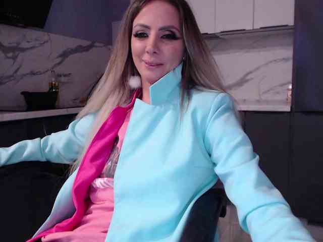 blondalina webcam