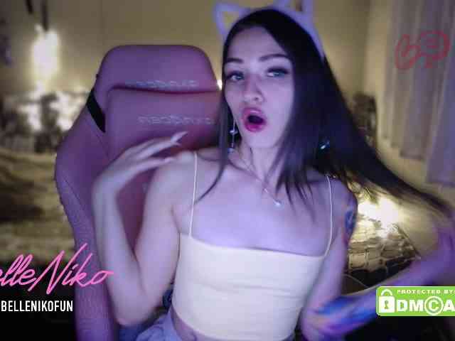 BelleNiko webcam