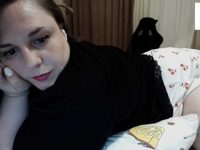 Irishka14 live cam on BongaCams