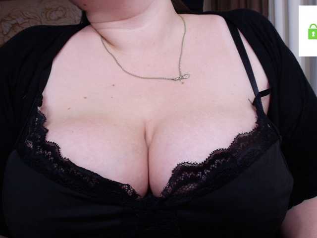 Irishka14, live now on BongaCams