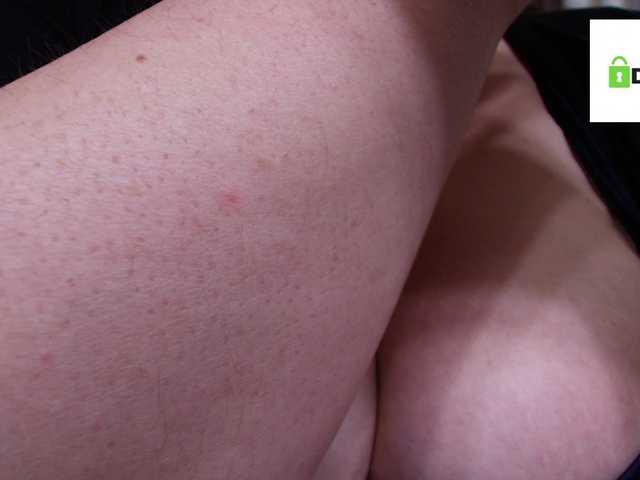 Irishka14 live cam on BongaCams