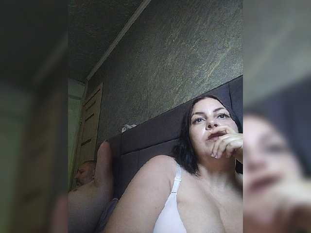 kissmabont live cam on BongaCams