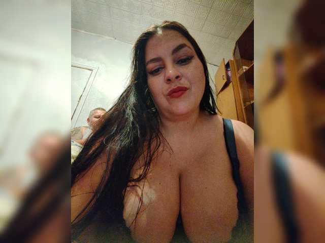 kissmabont live cam on BongaCams