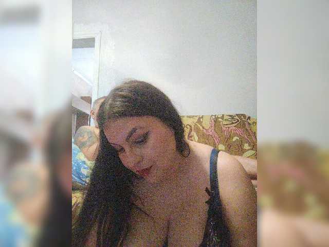 kissmabont live cam on BongaCams
