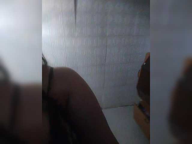 kissmabont live cam on BongaCams