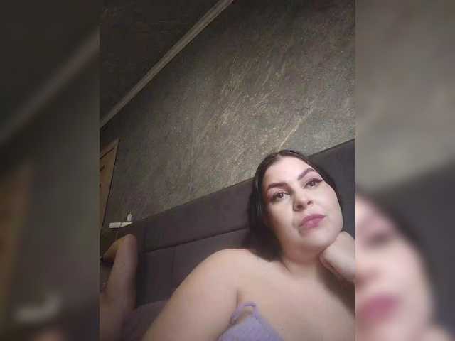 go to chat with Cleopatra1990