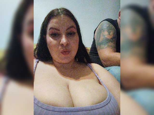 kissmabont live cam on BongaCams
