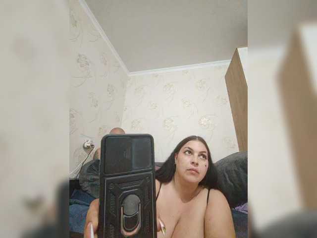 Cleopatra1990 live webcam show