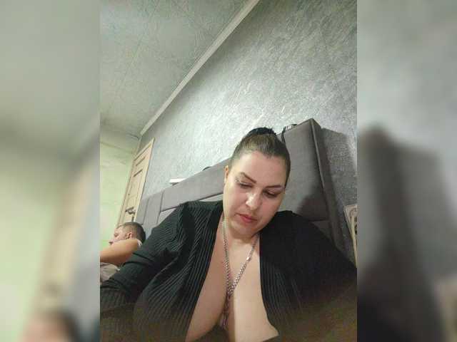 Cleopatra1990 live cam on BongaCams