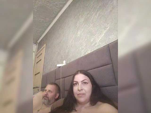 le modèle Cleopatra1990 est en webcam porno dans un show sur le site bongacams, il possède les tags suivants: White/Caucasian,Brunette,Trimmed