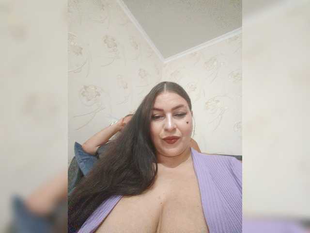go to chat with Cleopatra1990