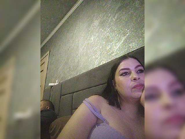 kissmabont's BongaCams show and profile