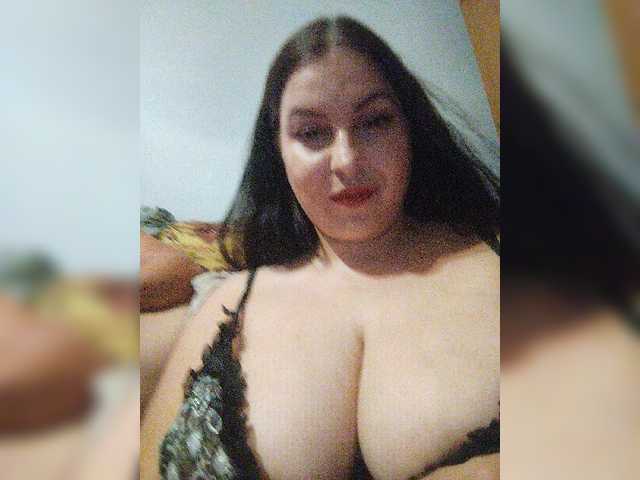 kissmabont live cam on BongaCams