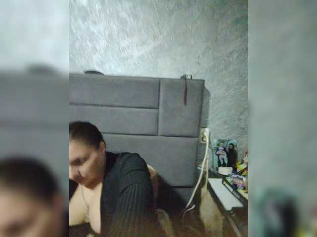 Cleopatra1990 live cam on BongaCams