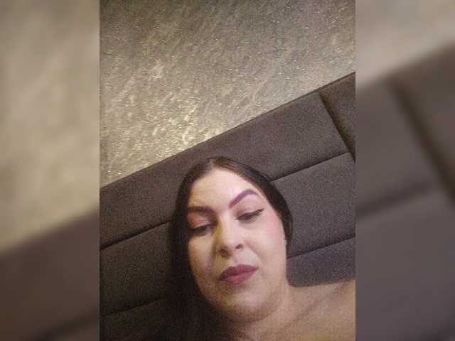 kissmabont live show