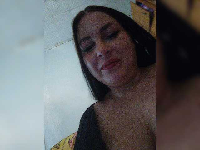 kissmabont live cam on BongaCams