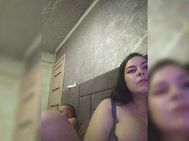 Cleopatra1990 webcam