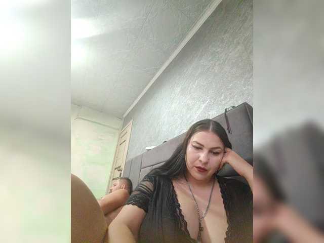 Cleopatra1990 live cam on BongaCams