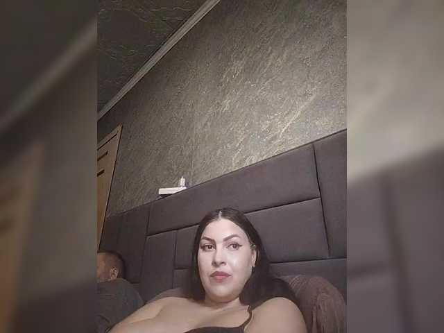 kissmabont live show