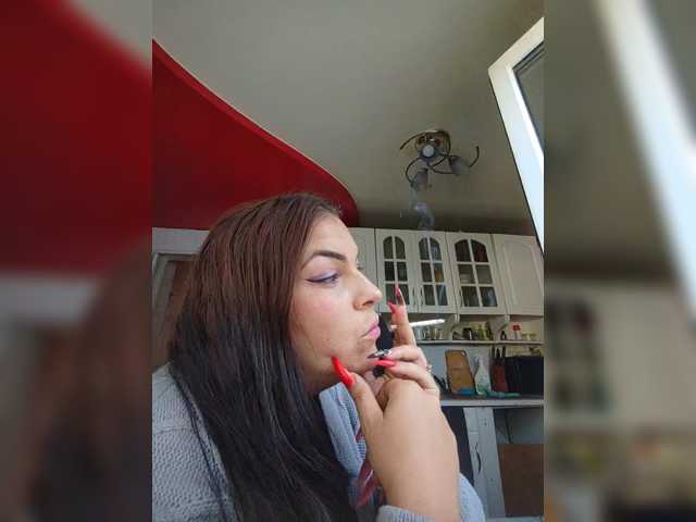 Kissmabont, 35 y/o - Live Cam on BongaCams