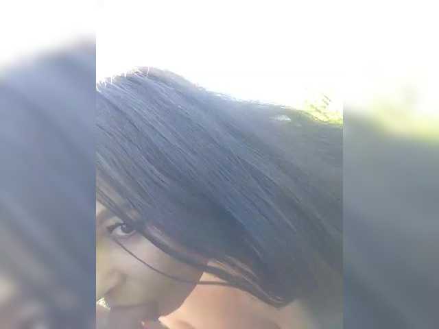 kissmabont live show