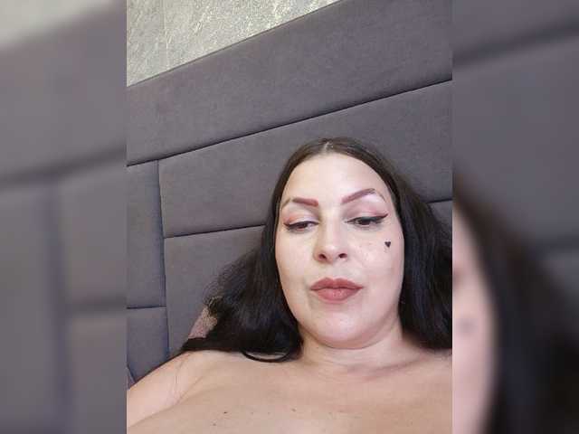 kissmabont live show