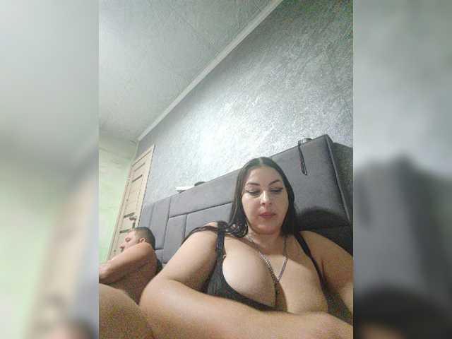 kissmabont live cam on BongaCams